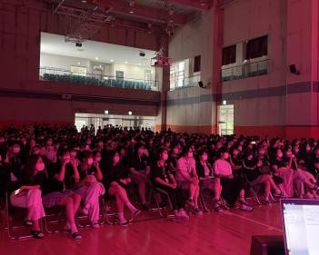 2022�г⵵ ���Ƹ� ��ǥȸ (2) ÷���̹���