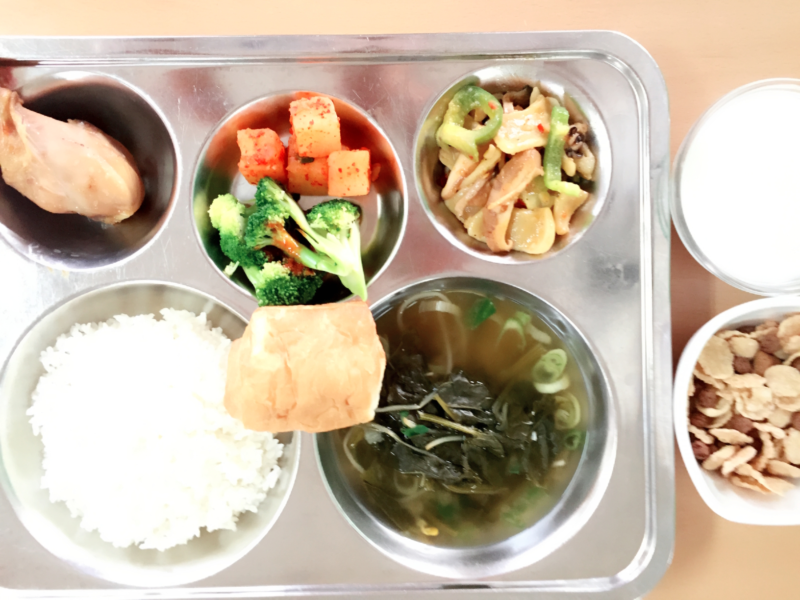 ���Ļ���