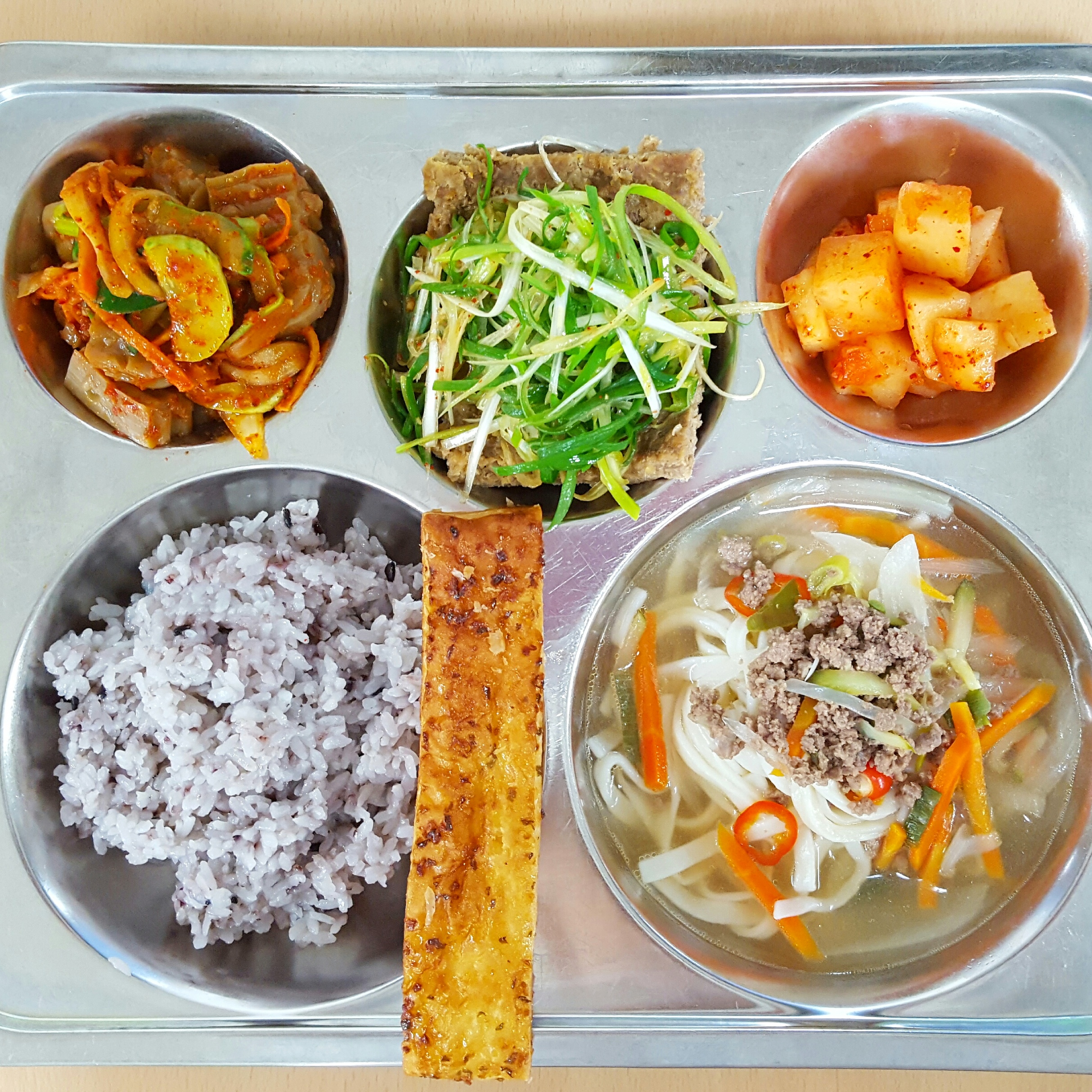 ���Ļ���