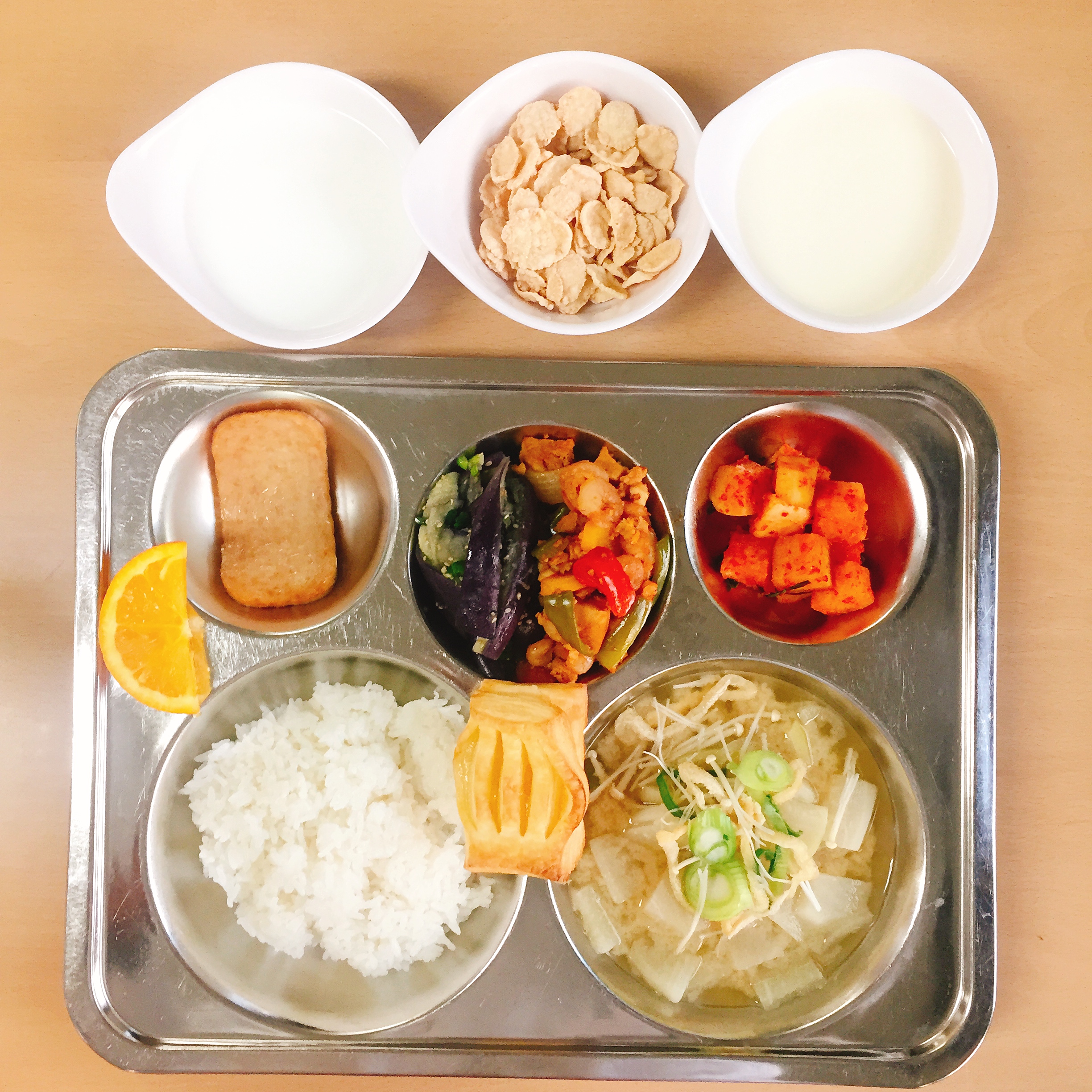 ���Ļ���