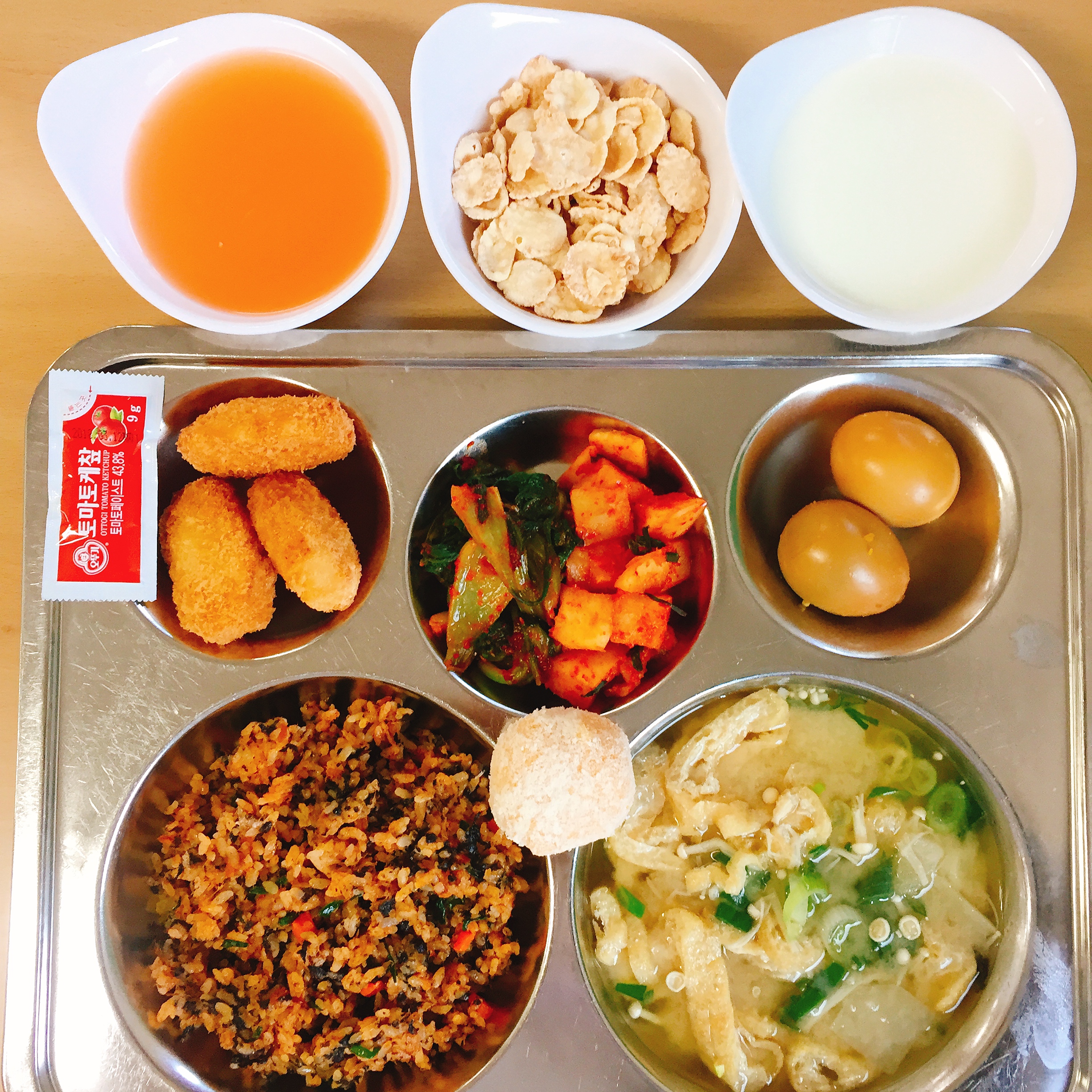 ���Ļ���