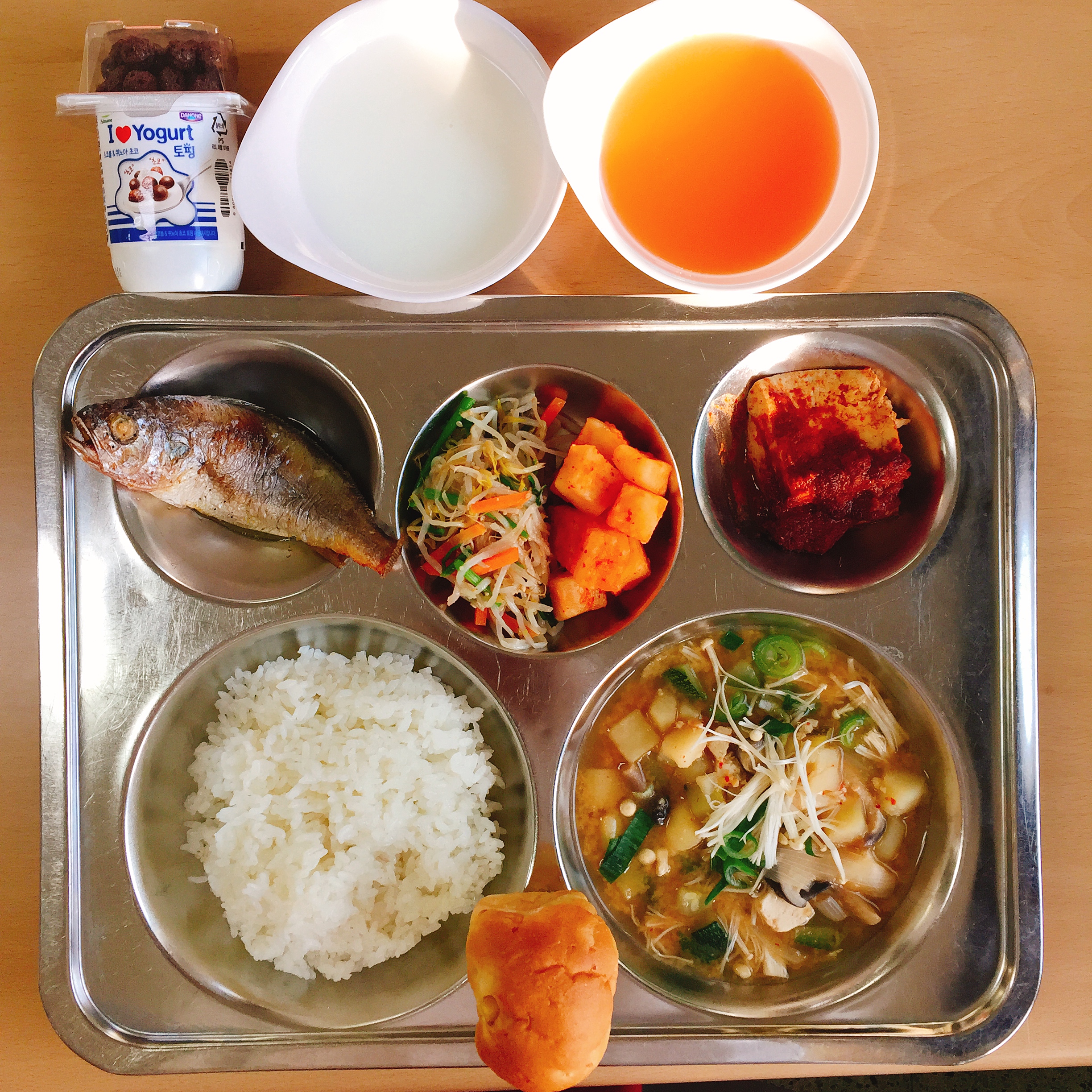 ���Ļ���