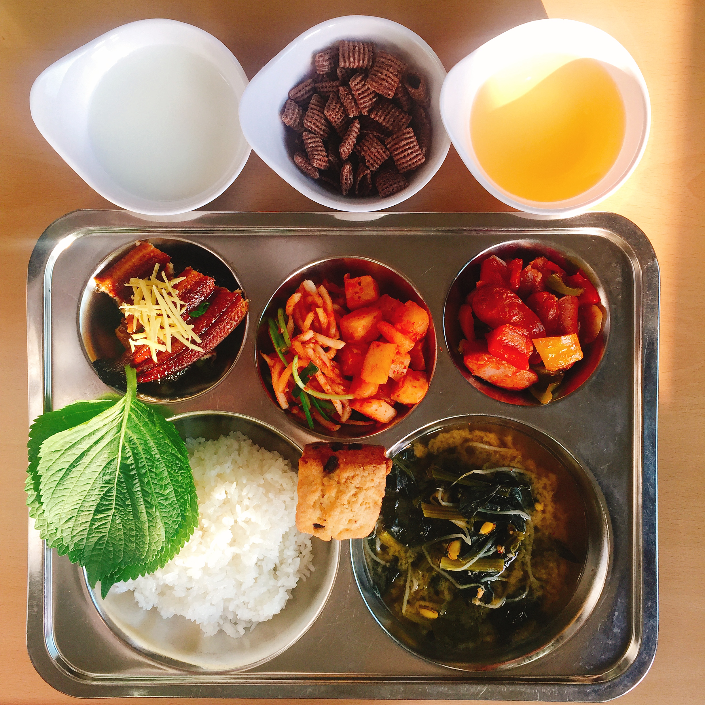 ���Ļ���